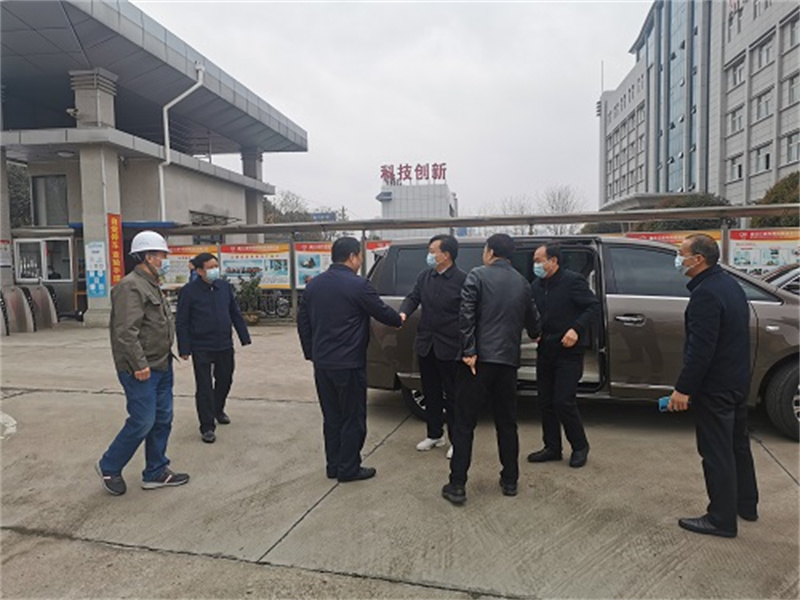 市人大常委會(huì)黨組書記、主任一行到湖北江南公司調(diào)研工作