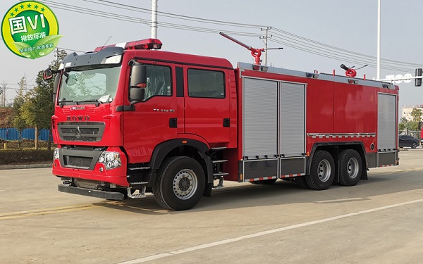 國(guó)六豪沃干粉聯(lián)用消防車